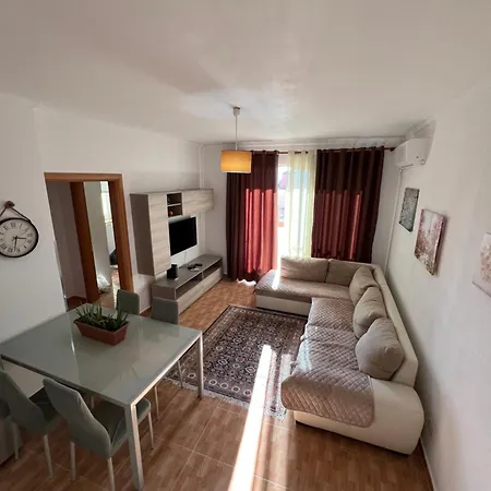 Center Apartment